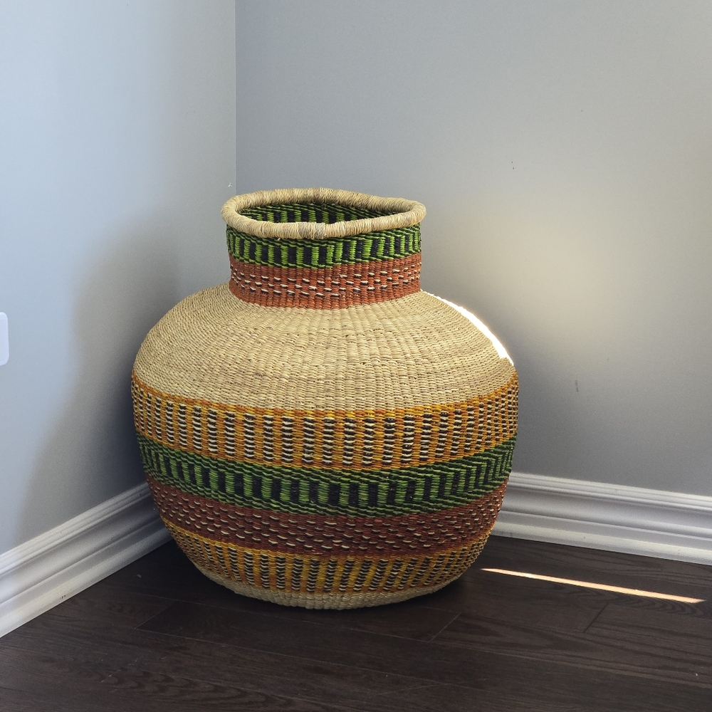 Handwoven Ghana Floor Basket- Ristic woven vase basket H19" W16"